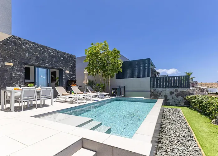 Yucas 2 By Villagrancanaria